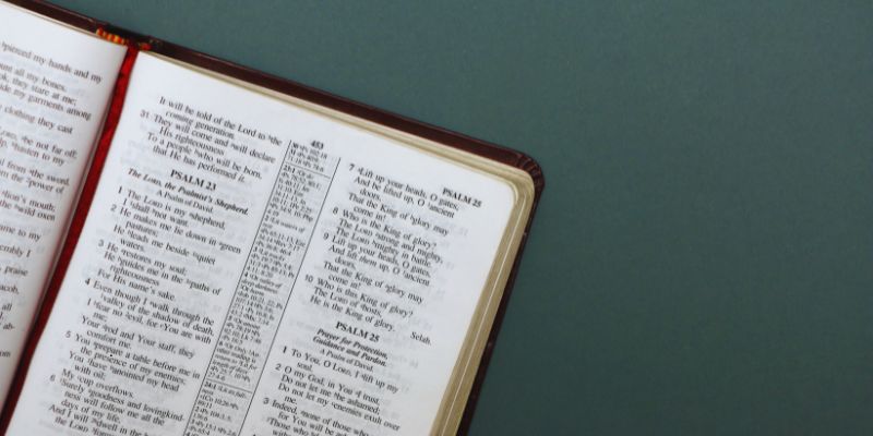 Volunteers who serve other people