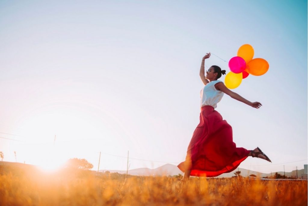 50+ Uplifting Quotes on the Pursuit of Happiness